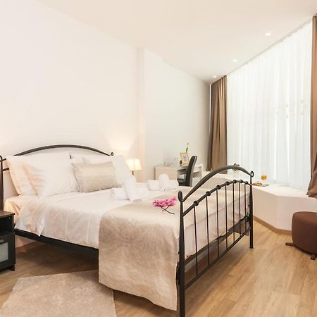 Via Domus Hotel Split Buitenkant foto