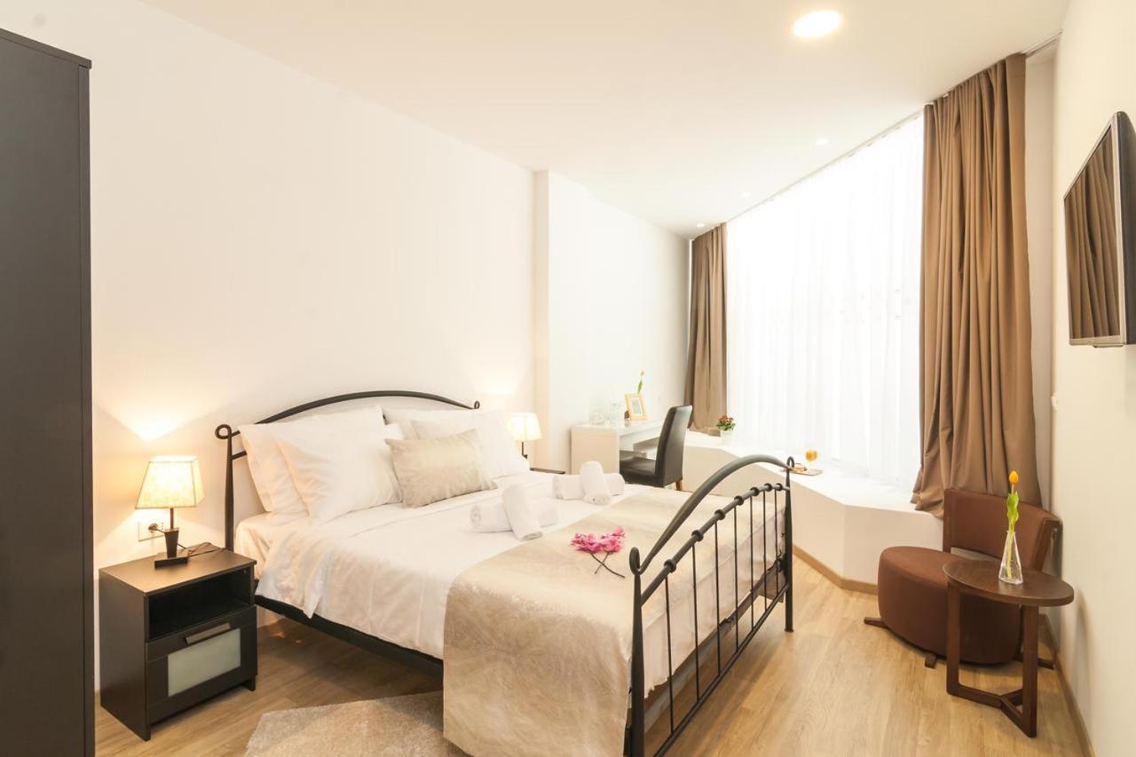 Via Domus Hotel Split Buitenkant foto