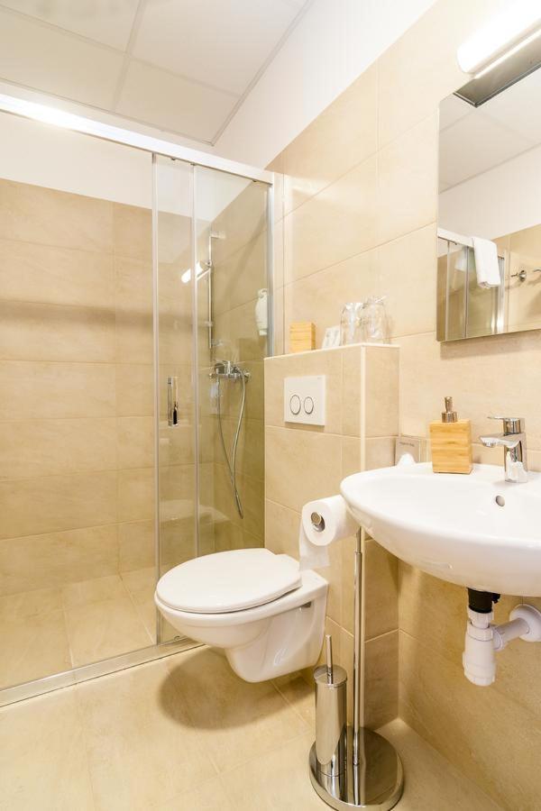 Via Domus Hotel Split Buitenkant foto